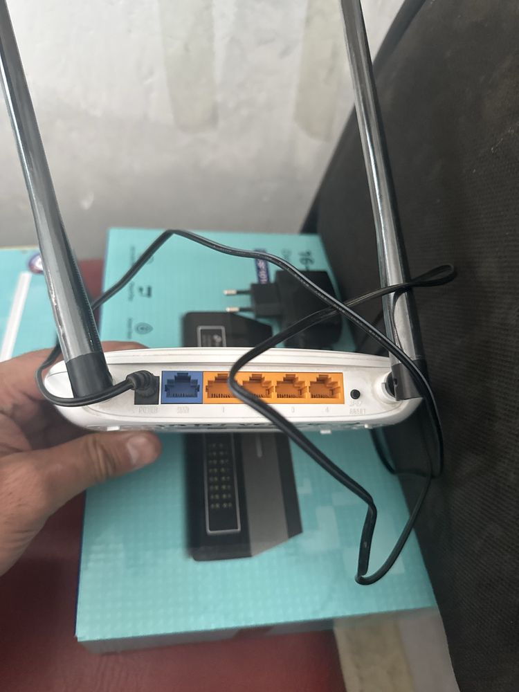 Модем Wi-Fi роутер TP-LINK TL-WR841N