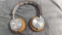 Casti cu fir Over Ear Bang & Olufsen BeoPlay H6