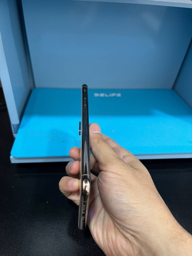 Iphone XS Max sotiladi!