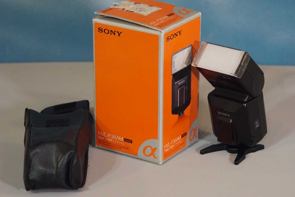 Sony а200. А-mout със светкавица HVL F36-AM
