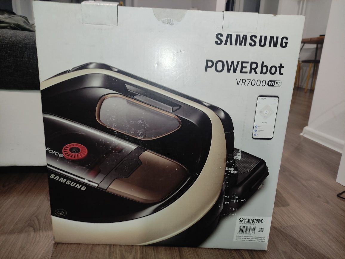 Робот пылесос Samsung PowerBOT VR7000