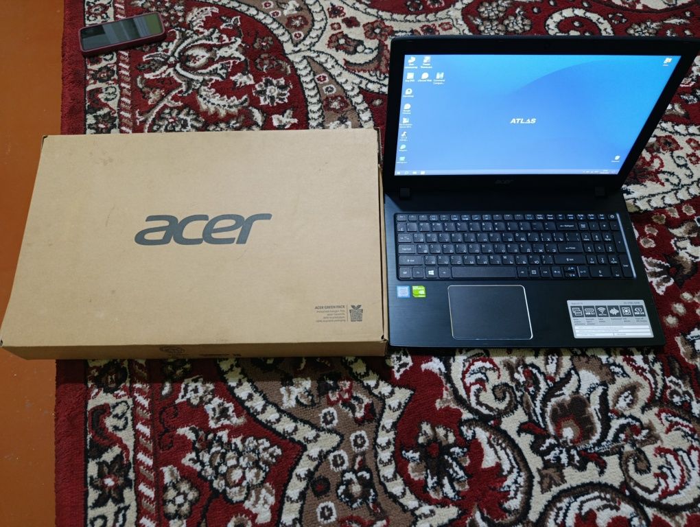 Noutbuk Acer celeron