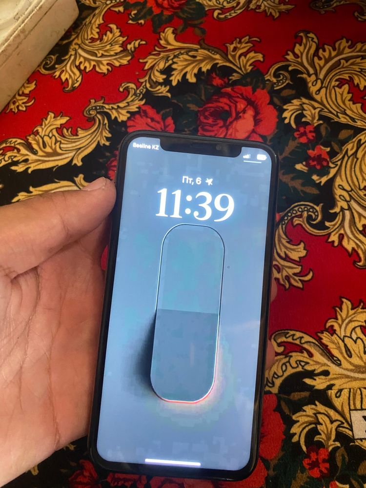 iPhone. Xs цена 60000