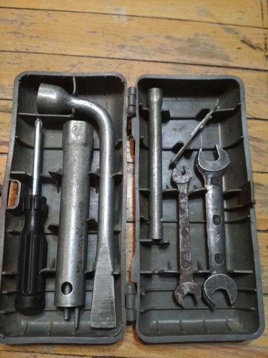 Автозапчасть. Ваз 2106. Шоферской инструмент.