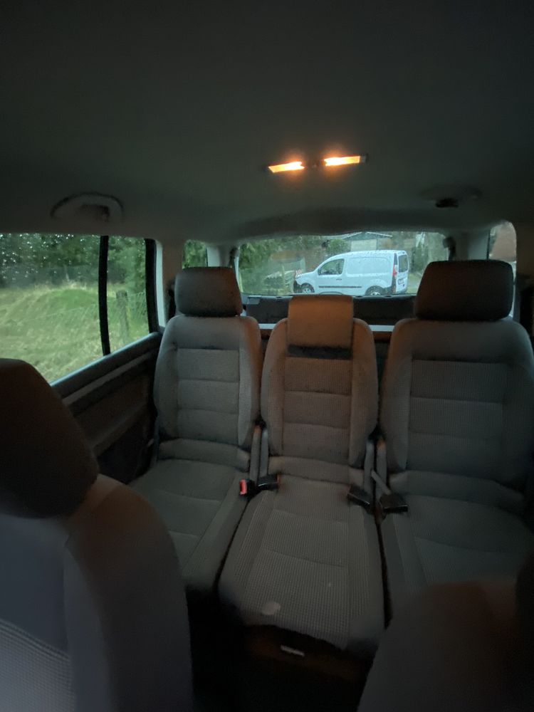 Volkswgen TOURAN 2.0 TDI Нов Внос