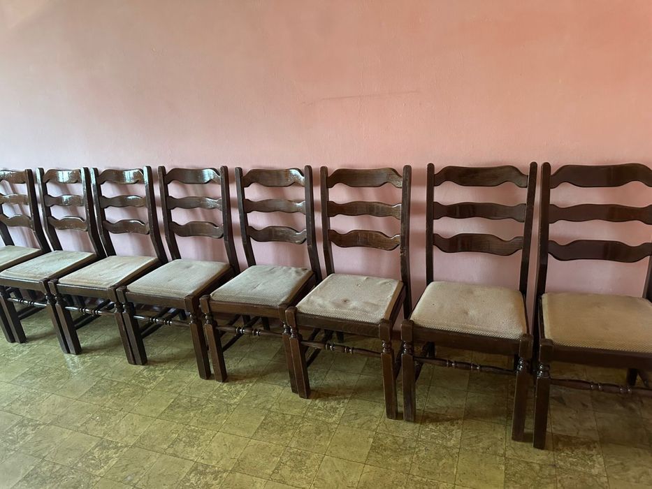 Продам стулья 14 штук натуральное дерево