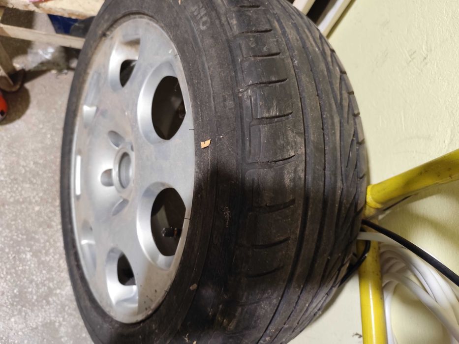 Jante aliaj și anvelope. 205/55R16 vară- 5 bucăți