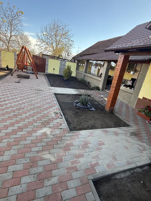 Amenajari spati verzi , rulouri de gazon , drenaje .