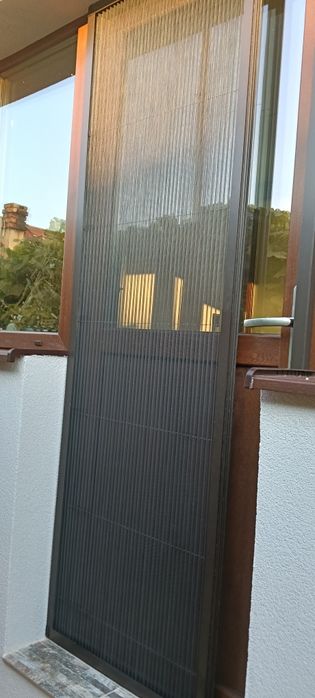 Plase țânțari plisse