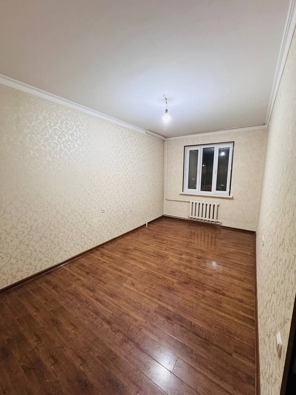 Срочный сдаётся квартира жарарик махалла 4 хоналий пустой 450$ оканчат