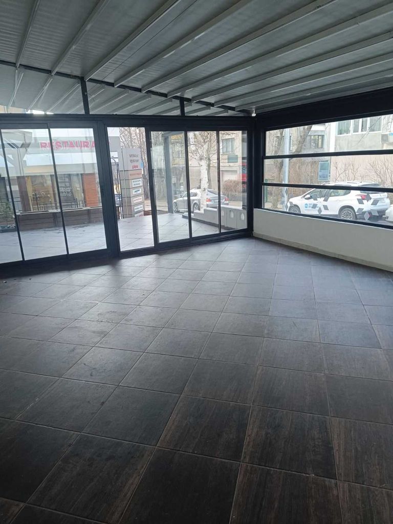 Дава се под наем Заведение в София, Лозенец - 226 кв.м за 2400 € - Снимка #2