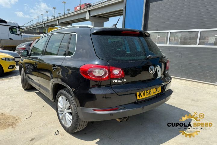 Dezmembrez Volkswagen VW Tiguan 1 5N [2007 - 2011] 2.0TDI CBAB