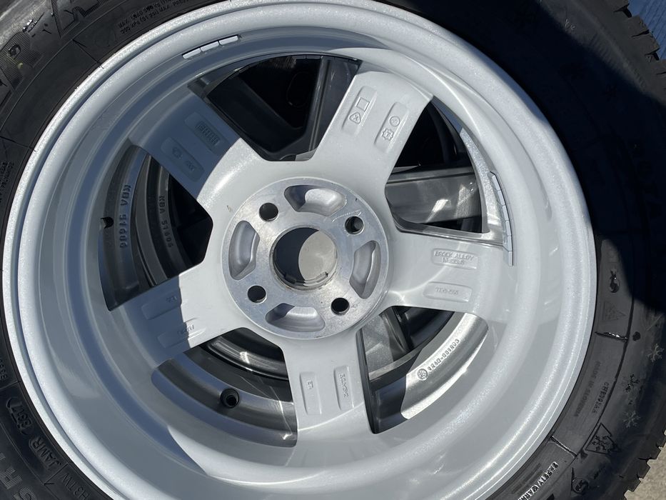 Jante Toyota  cu anvelope 175/65 R15