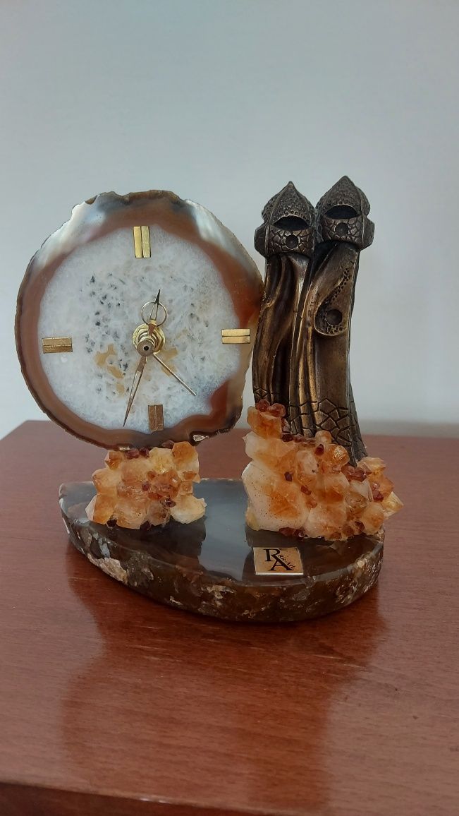 Ceas de masă Ric-Art ,  din agat și bronz