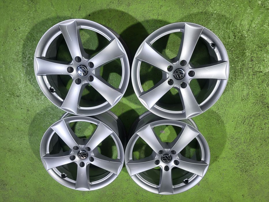 17 5x112 Vw Passat Touran Tiguan лети джанти 5х112