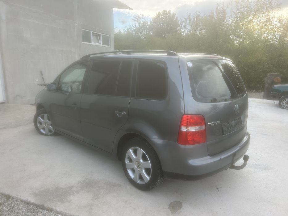 Carlig bara spate haion usi vw touran 2007