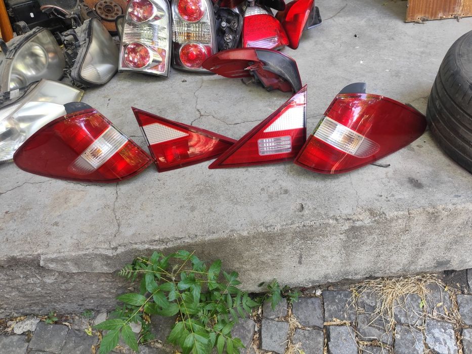 Фарове и стопове за рекистан 2000 година и нагоре