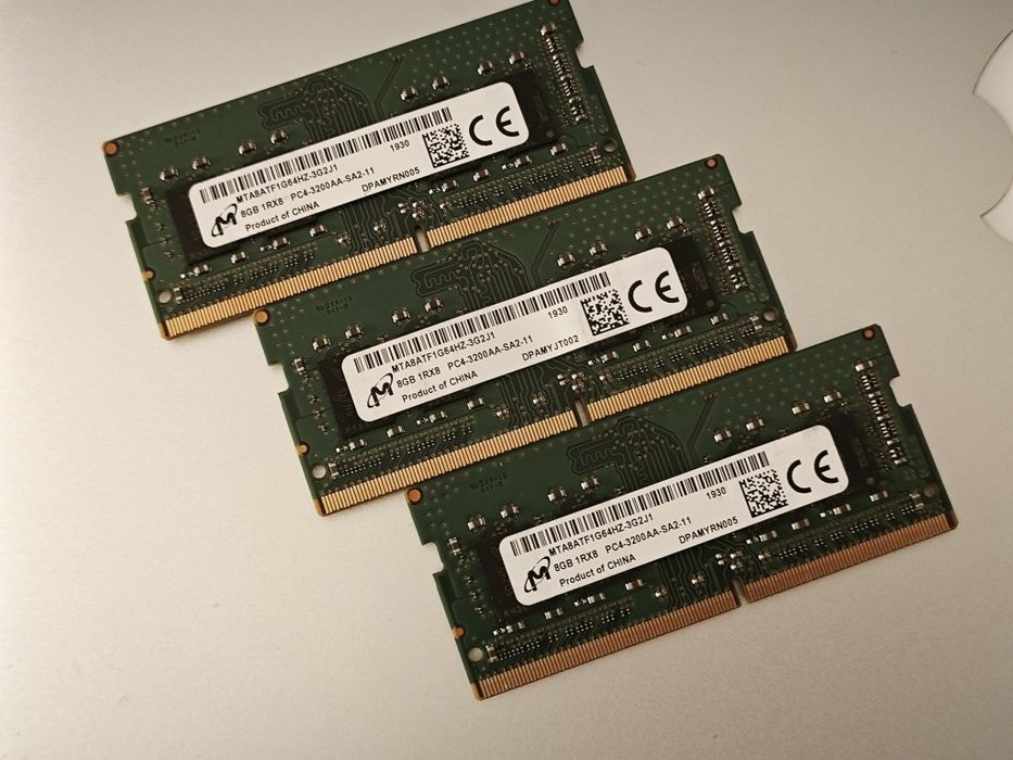 Memorie RAM 24GB DDR4 3200MHz – 130 lei buc / 250 lei set