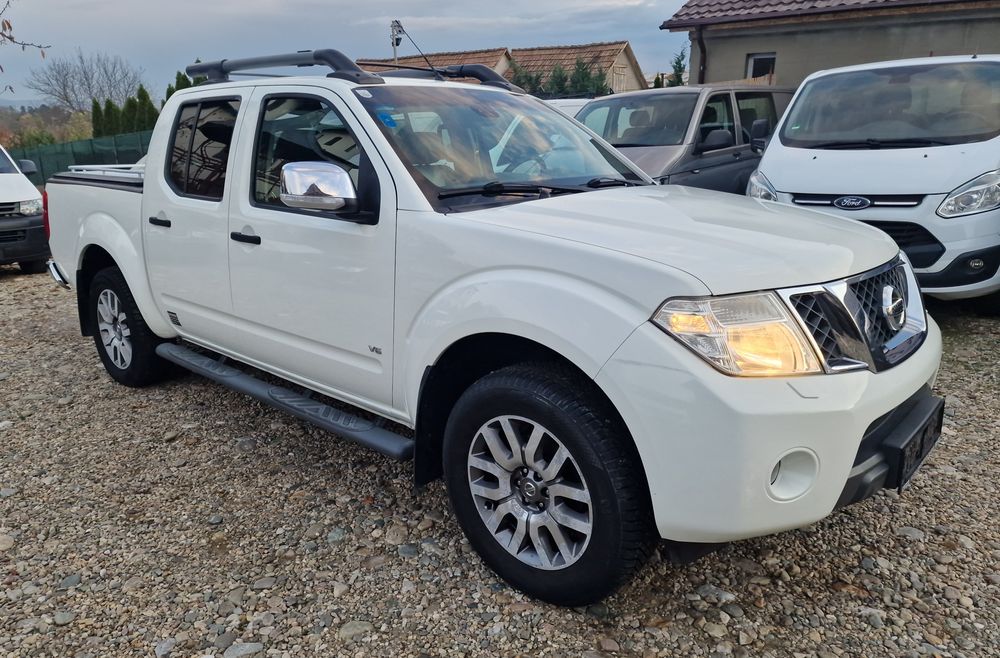 Nissan Navara V6 3.0 automat 2011 dotat/ingrijit