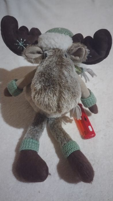 Плюшени еленчета и плюшено мече чорапче
