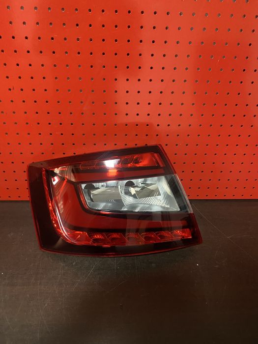 Stop stanga led si bec Skoda Octavia 3 Facelift sedan