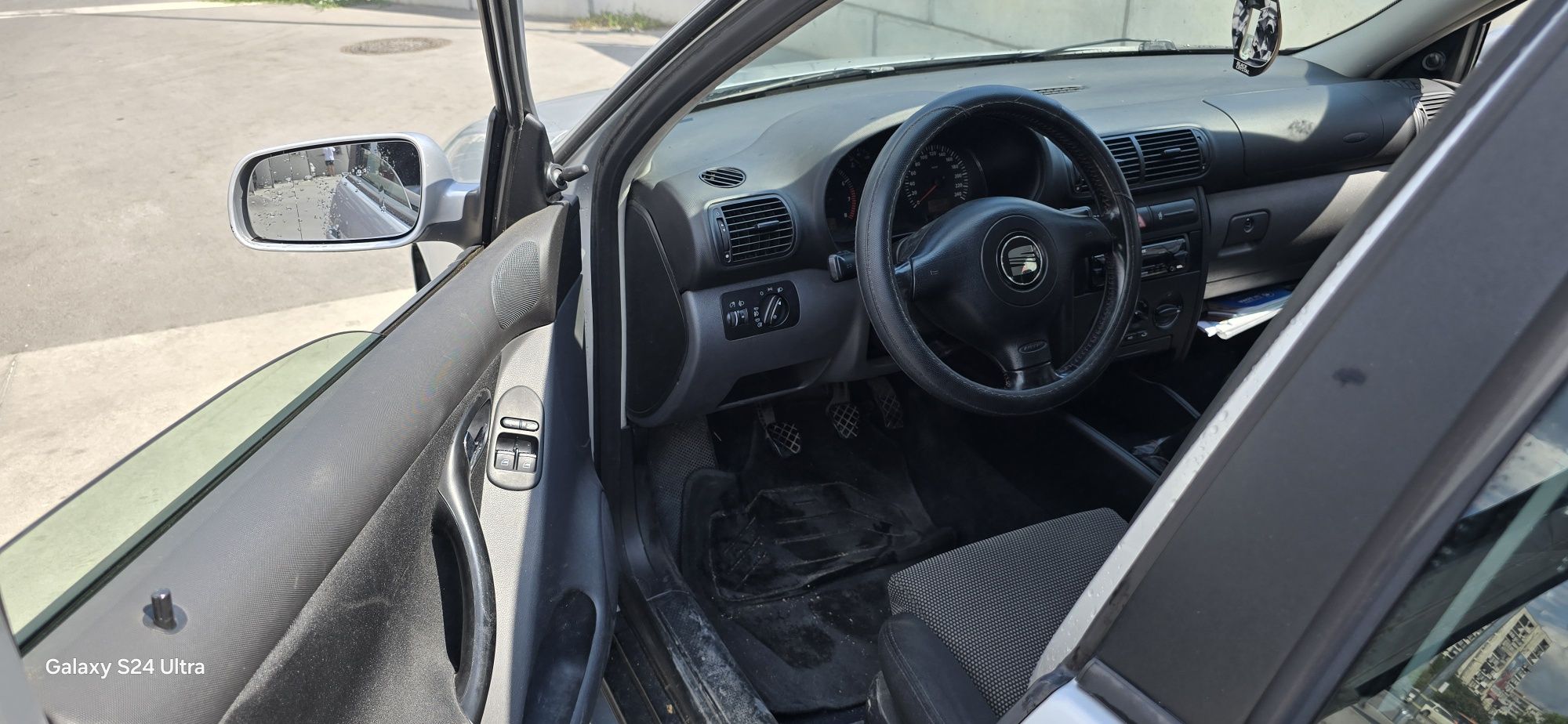 Продавам Seat Leon