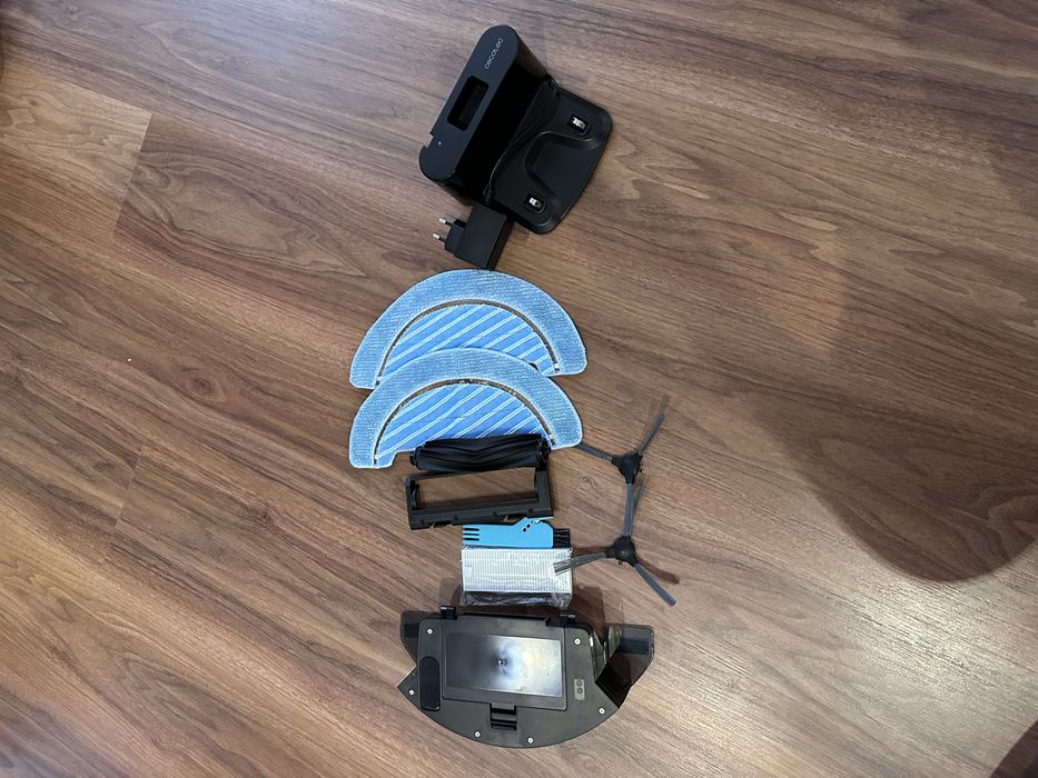 Прахосмукачка робот CONGA