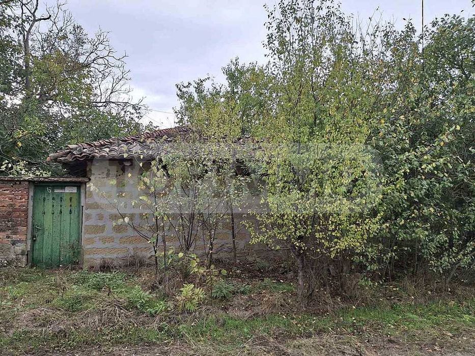 Парцел в село Казашка река