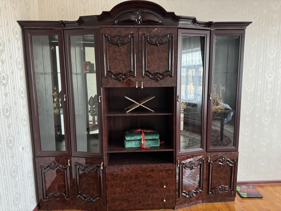 Залға гарнитур сатылады