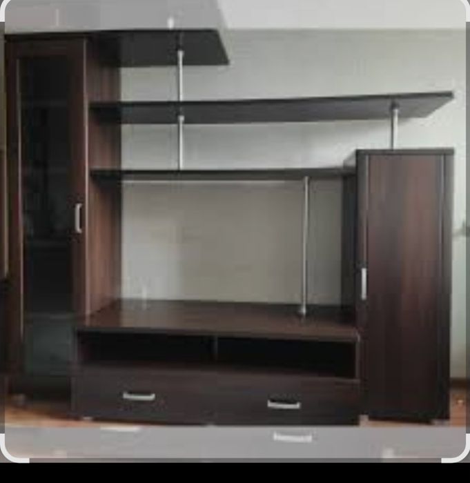 Продам гостиную, точно как на фото пр-во Боровичи, только цвет " ольха