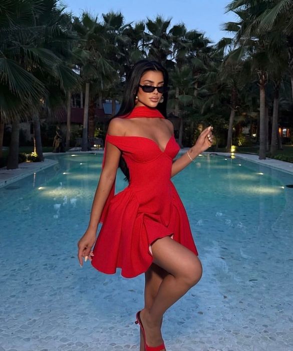 Перфектната рокля за Нова година