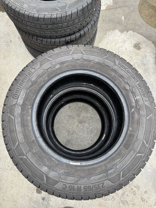 3 anvelope iarna Continental VanContactWinter 235/65r16C