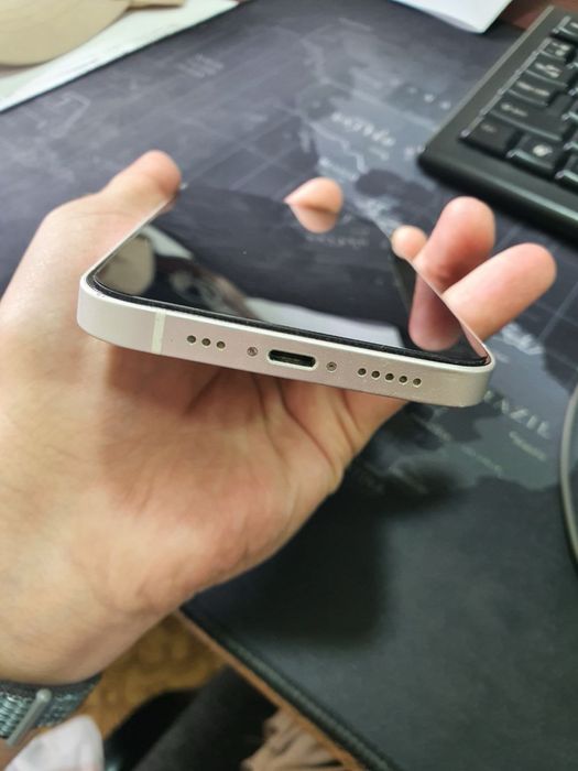 Iphone 12 white 64gb. 87 ёмкость