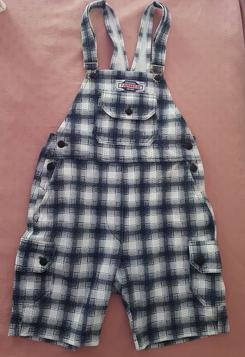 Блузки  и оригинални къси панталони