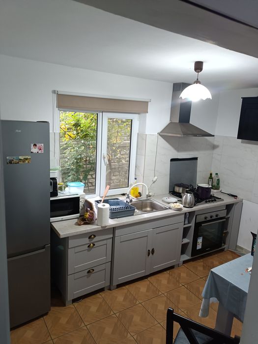 Casa 185 m2 / Spatiu comercial ,central sat Hilita comuna Costuleni