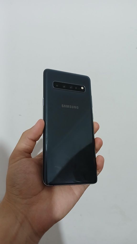 Samsung s10 5g  8/256