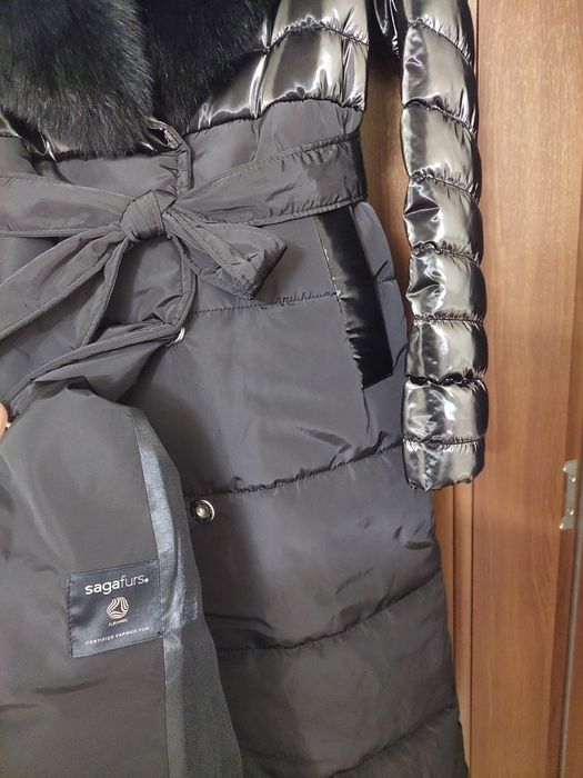 Super ofertă! Haină din fâș ,  guler blana  vulpe