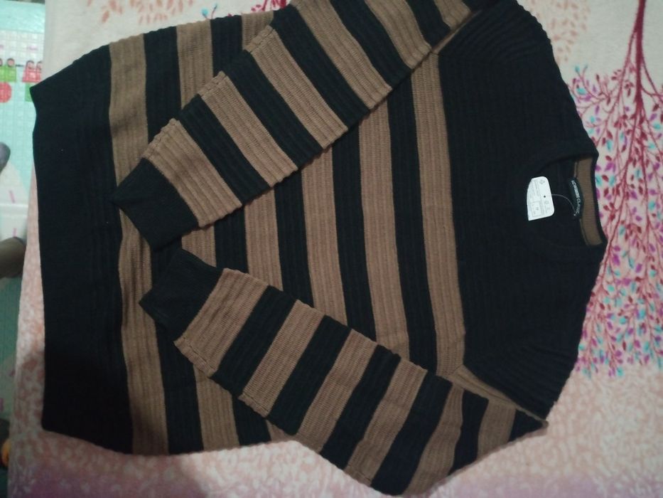 Мужской свитер новый, с этикеткой