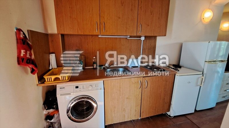 Продава се Едностаен апартамент в к.к. Слънчев бряг - 50 кв.м за 900 €/кв.м - Снимка #3