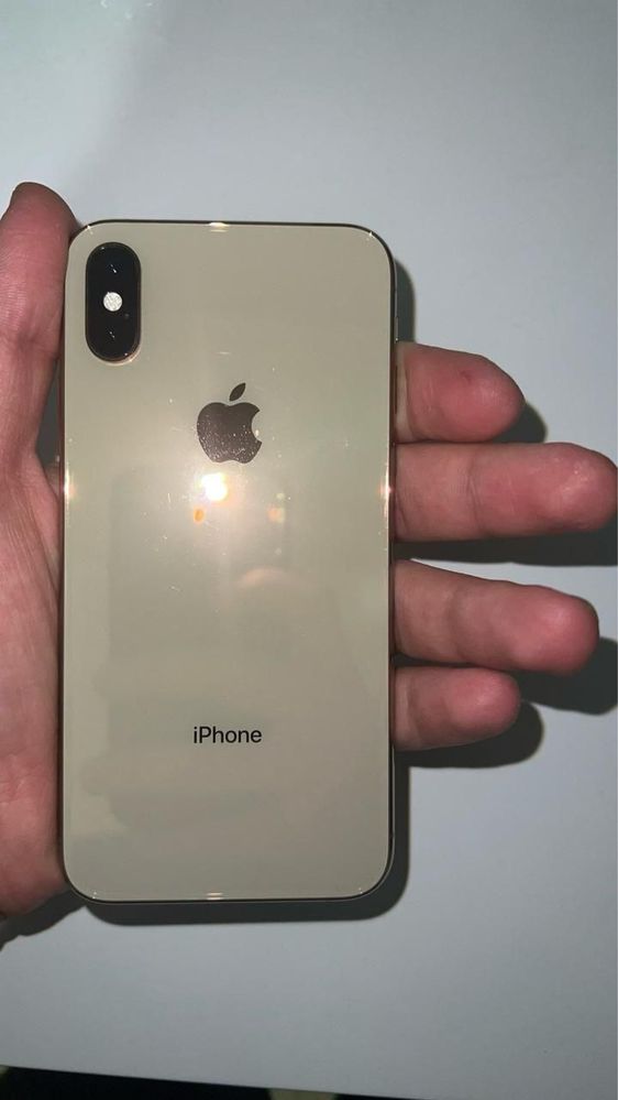 iPhone XS Gold