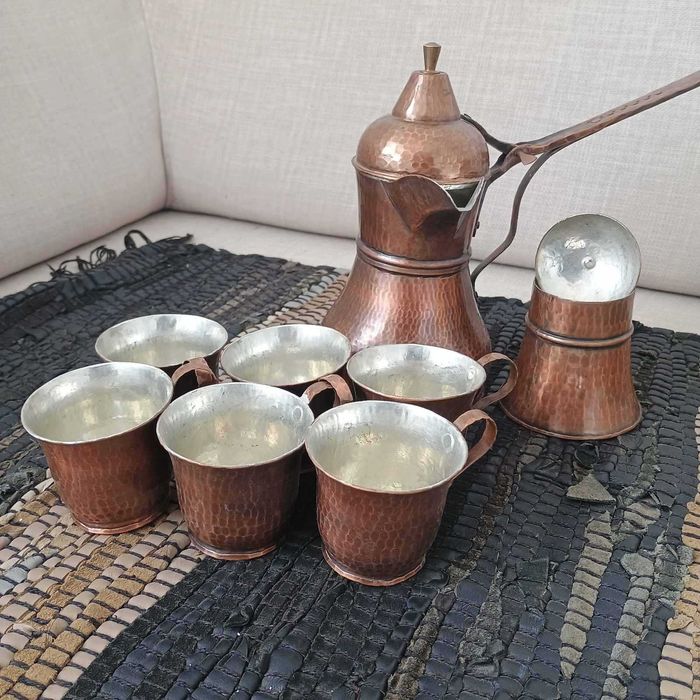Сервиз за турско кафе от кована мед
