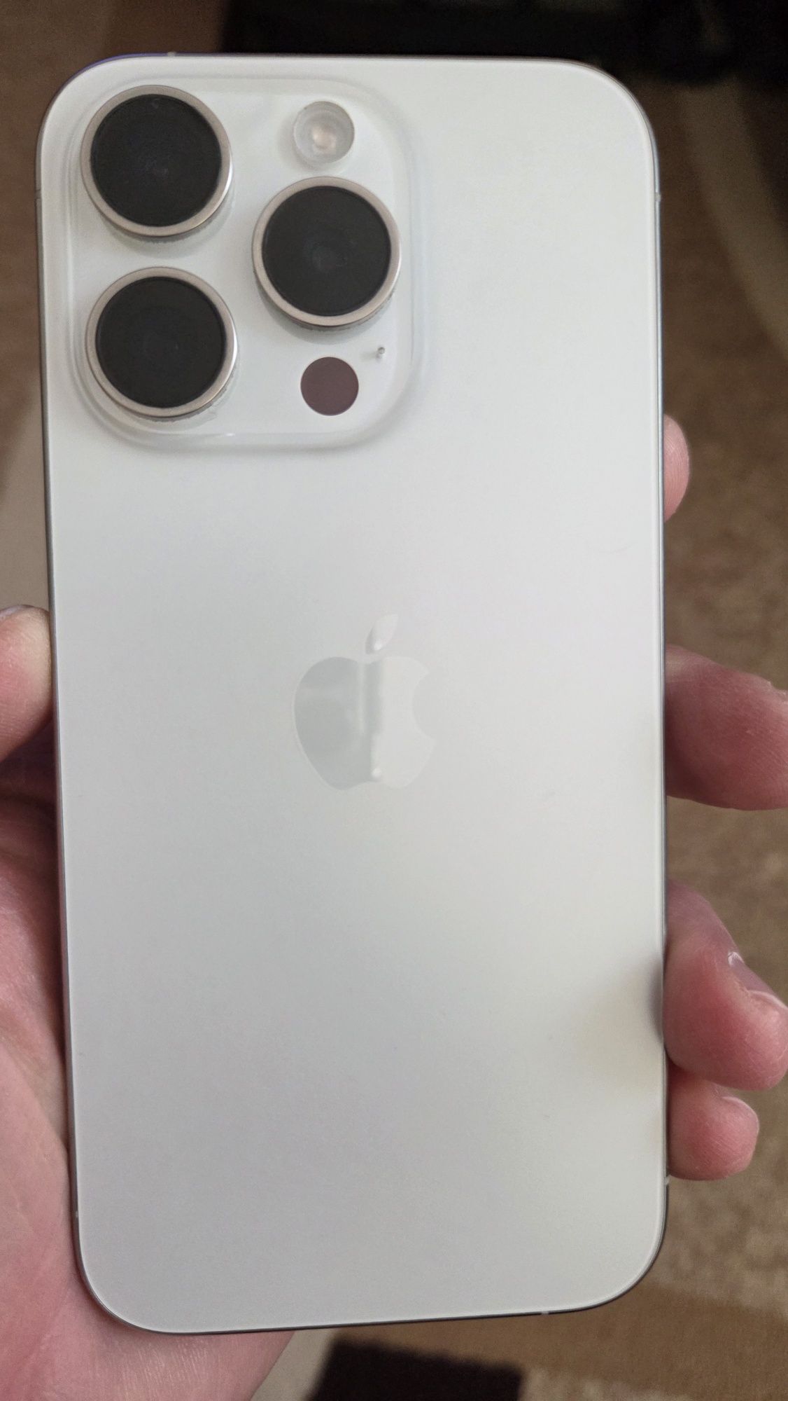 iPhone 15 pro, 128 gb, бял