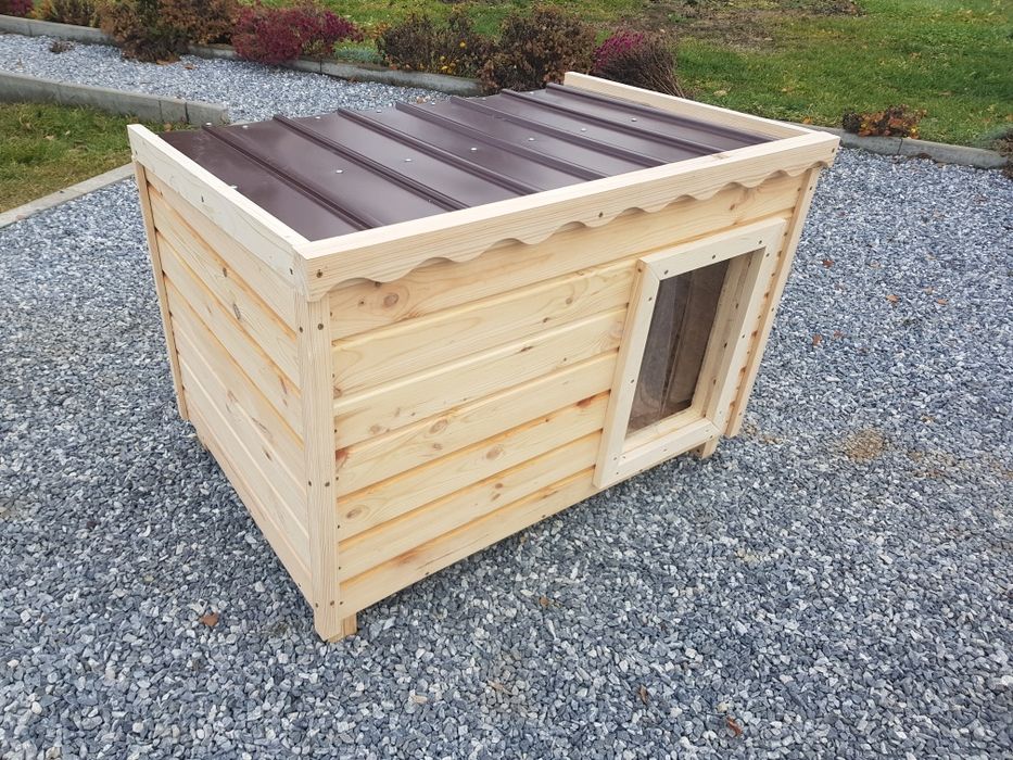 Cușcă căini complet izolată,perete dublu.Se poate trimite oriunde în ț