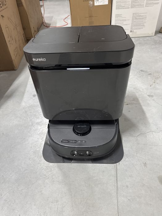 Aspirator robot Eureka j15 ultra pro folosit