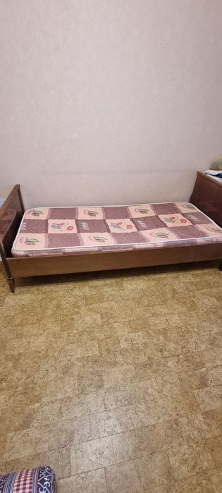 Продам кровать в хорошем состоянии.