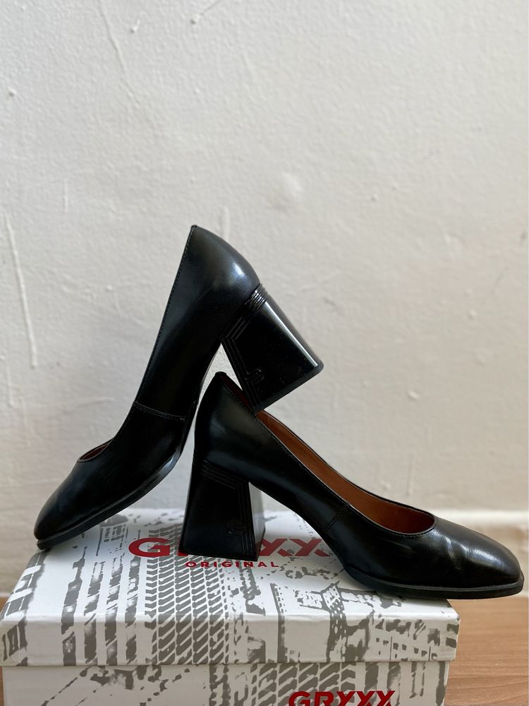 Pantofi de piele GRYXX