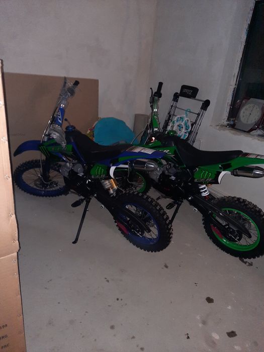 Vând crossuri noi în cutie 125cc