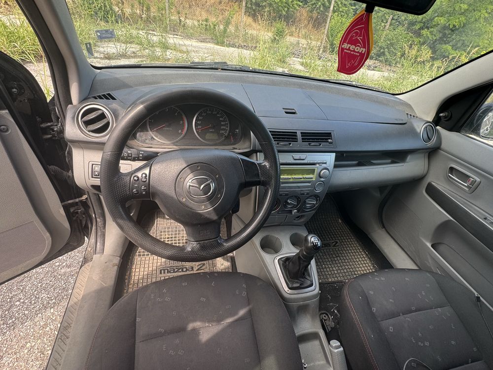 Mazda 2 На части