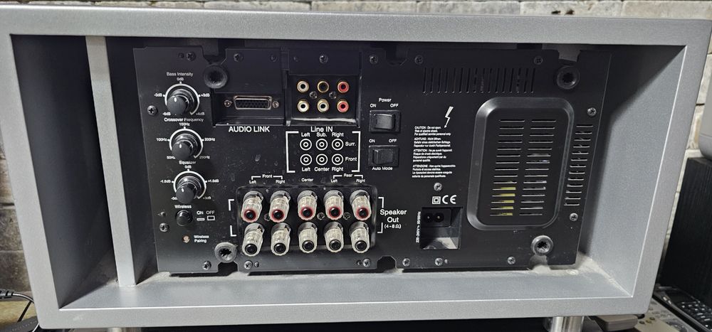 Sistem loewe subwoofer sateliti telecomanda