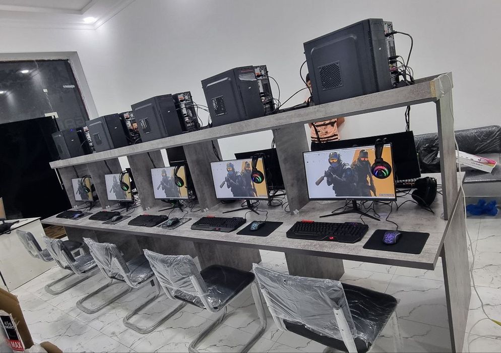 Game Club uchun 10ta yangi igravoy kompyutrlar Sotilad Stol stulari bn